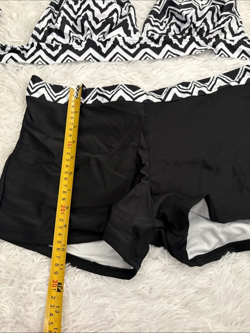 NEW Black And White Printed Halter Tie Swim Set Size XL From Amazon